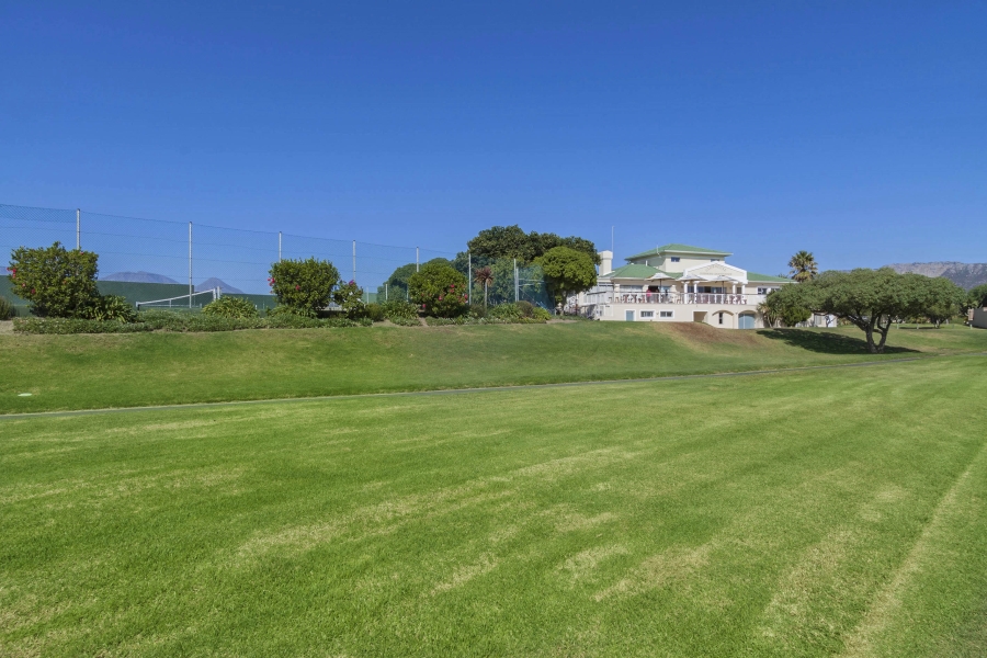 1 Bedroom Property for Sale in Greenways Golf Estate Western Cape